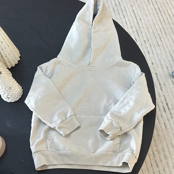 Talentless - Picture 1 of 5